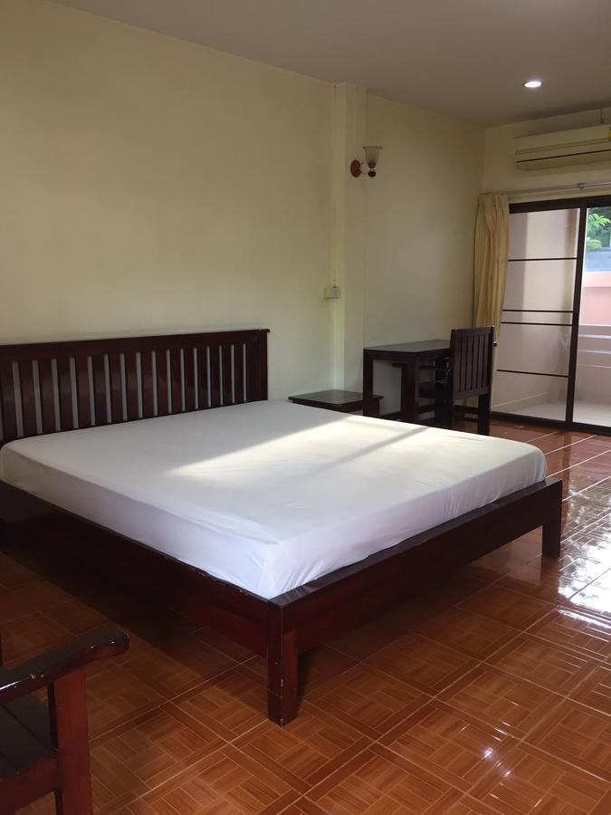 Poon Suk Hotel Kabin Buri Екстериор снимка