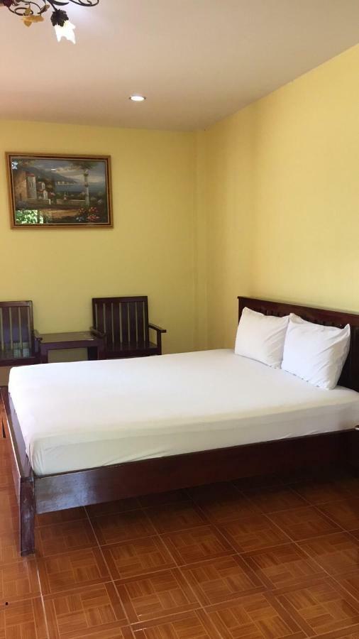 Poon Suk Hotel Kabin Buri Екстериор снимка