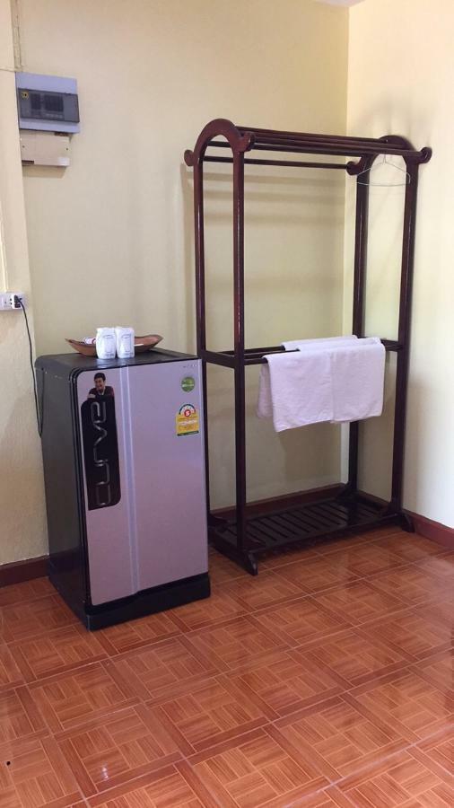 Poon Suk Hotel Kabin Buri Екстериор снимка